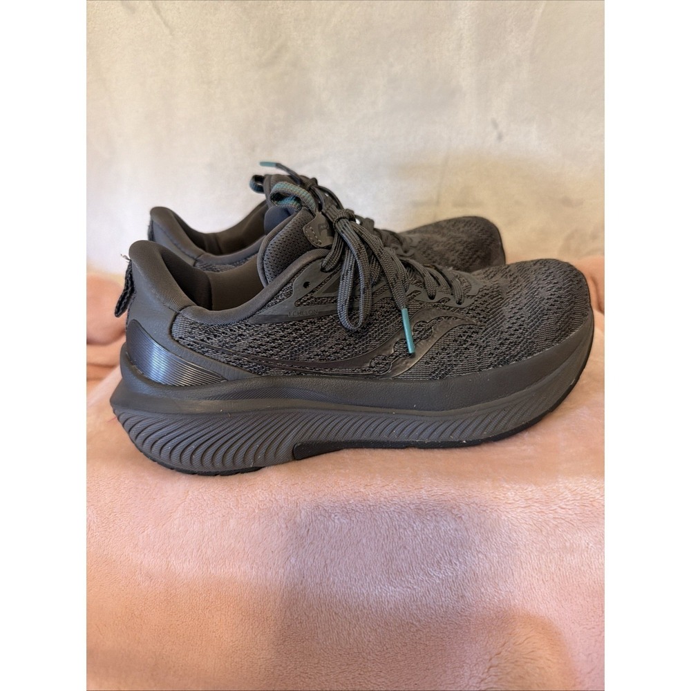 Saucony Womans PWRRUN Cross Trainer Running Sneakers Dark Gray Size 6